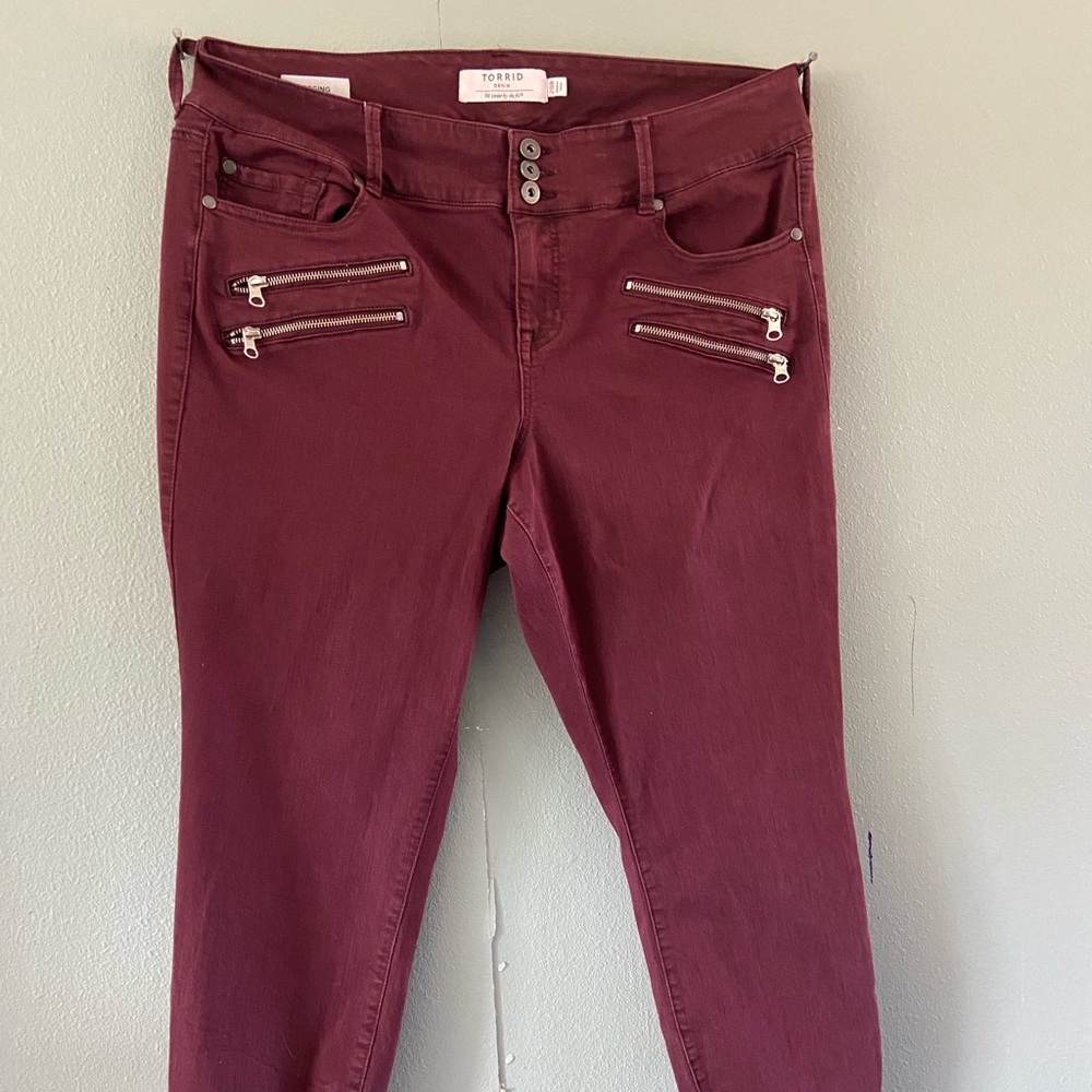 Torrid size 20 💕 Like new, no pilling, no stains, no fading